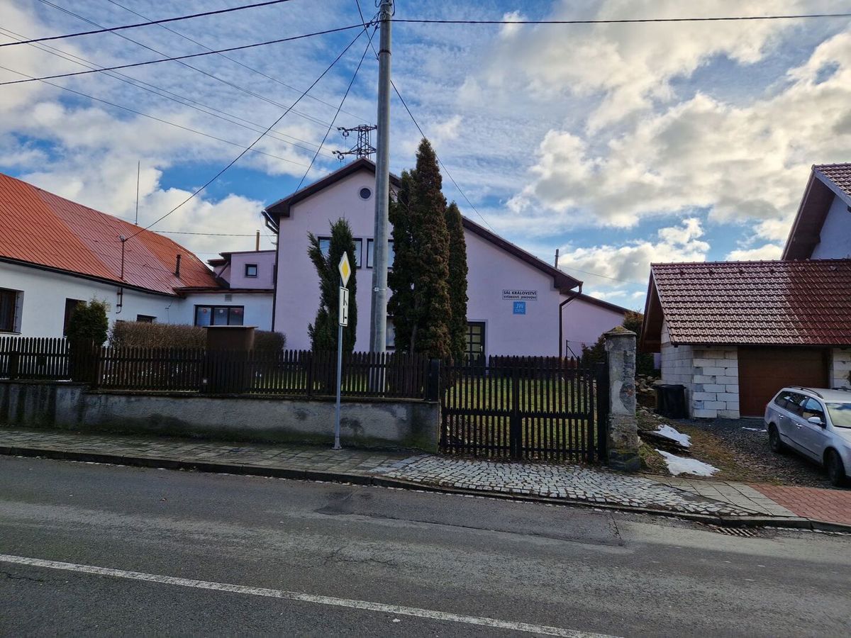 Фото 2 - Продаж будинку · Сімейний будинок · 206 m² · 1 кімната