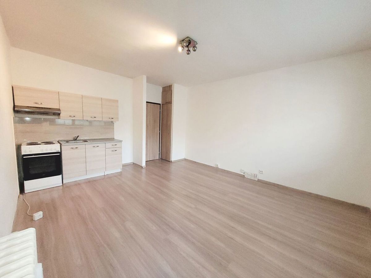 Photo 2 - Apartment for sale · 2+kk · 48 m²