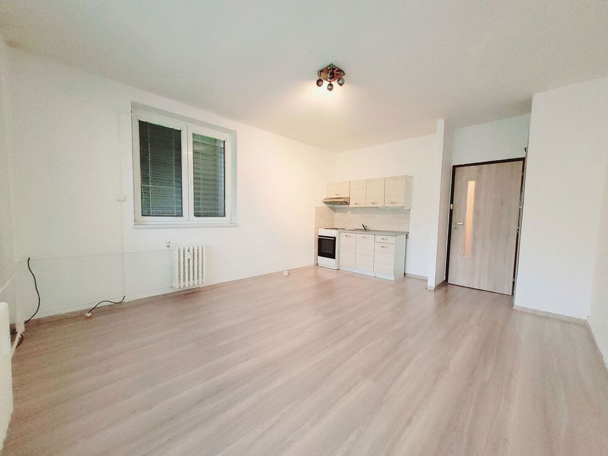 Photo 3 - Apartment for sale · 2+kk · 48 m²