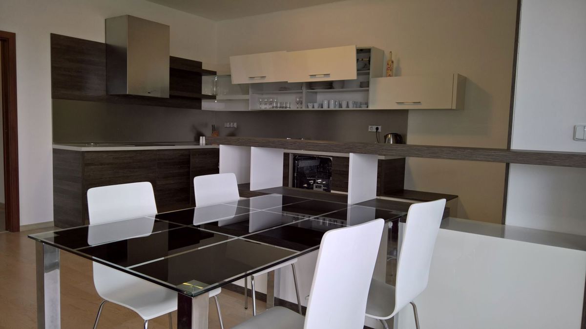 Photo 2 - Apartment for rent · 3+kk · 113 m²