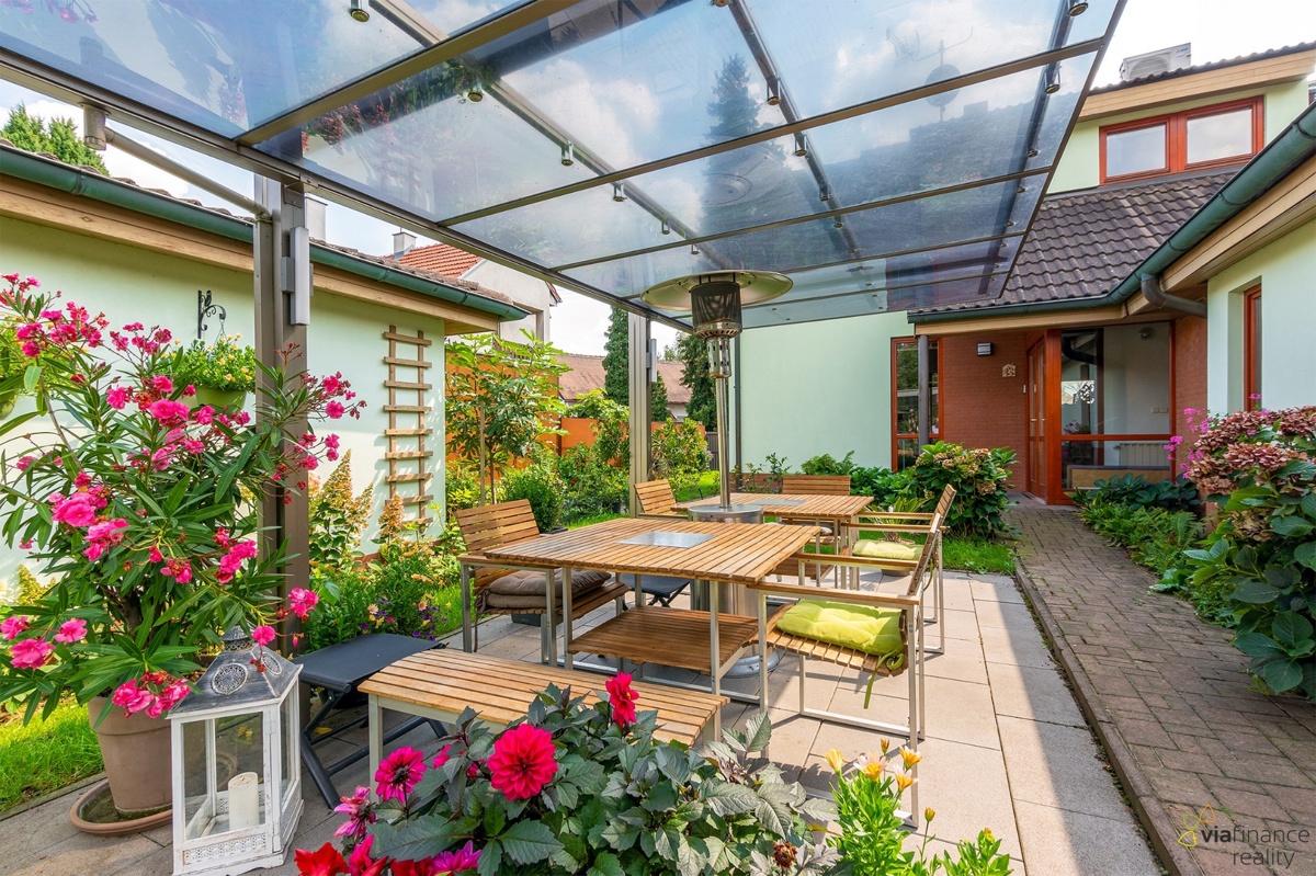 Fotografie 4 - Prodej domu · Rodinný · 200 m² · 5 pokojů