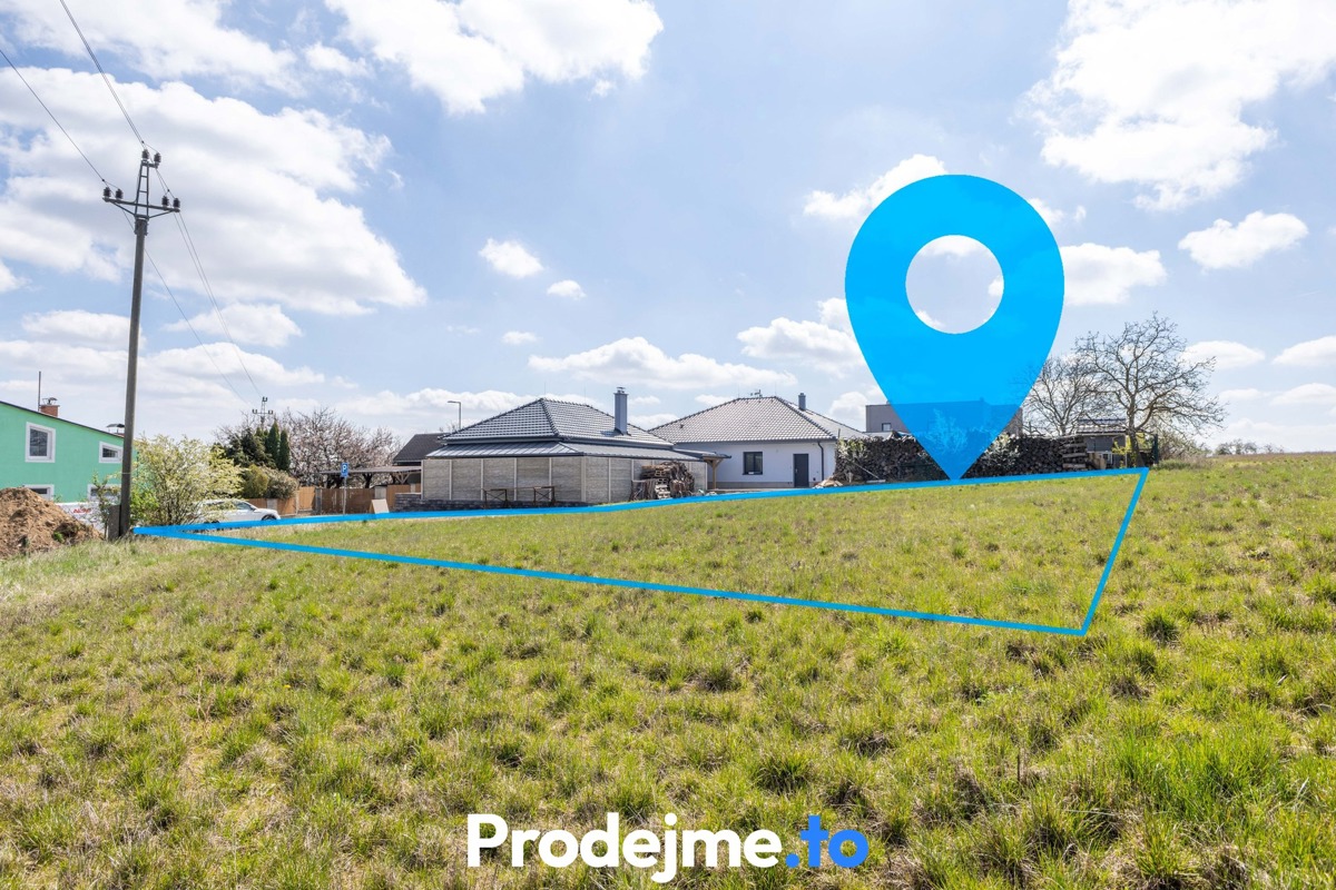 Photo 4 - Land for sale · Housings