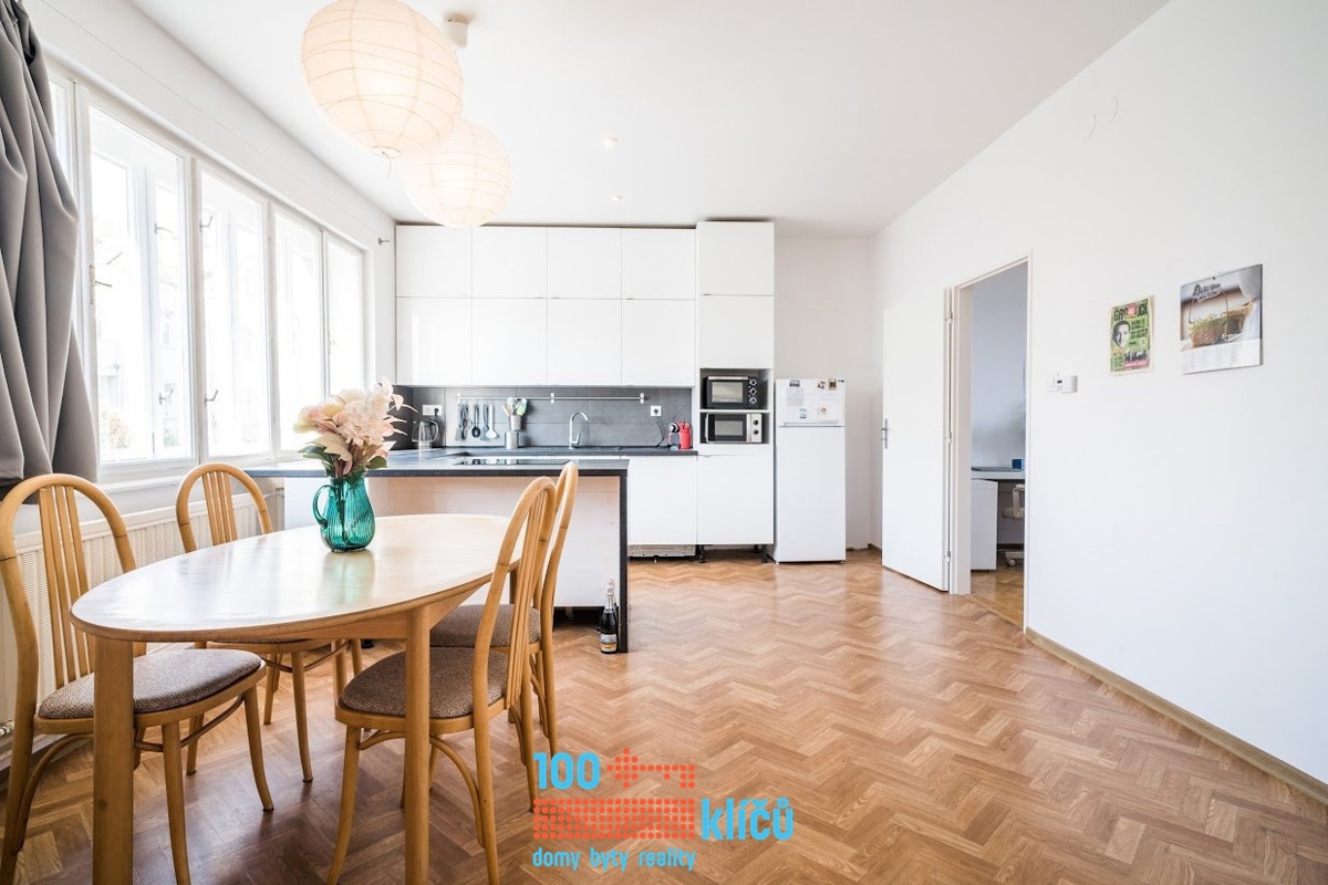 Photo 2 - Apartment for sale · 4+kk · 82 m²