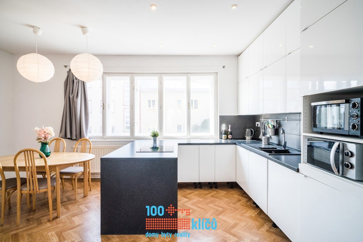 Photo 1 - Apartment for sale · 4+kk · 82 m²