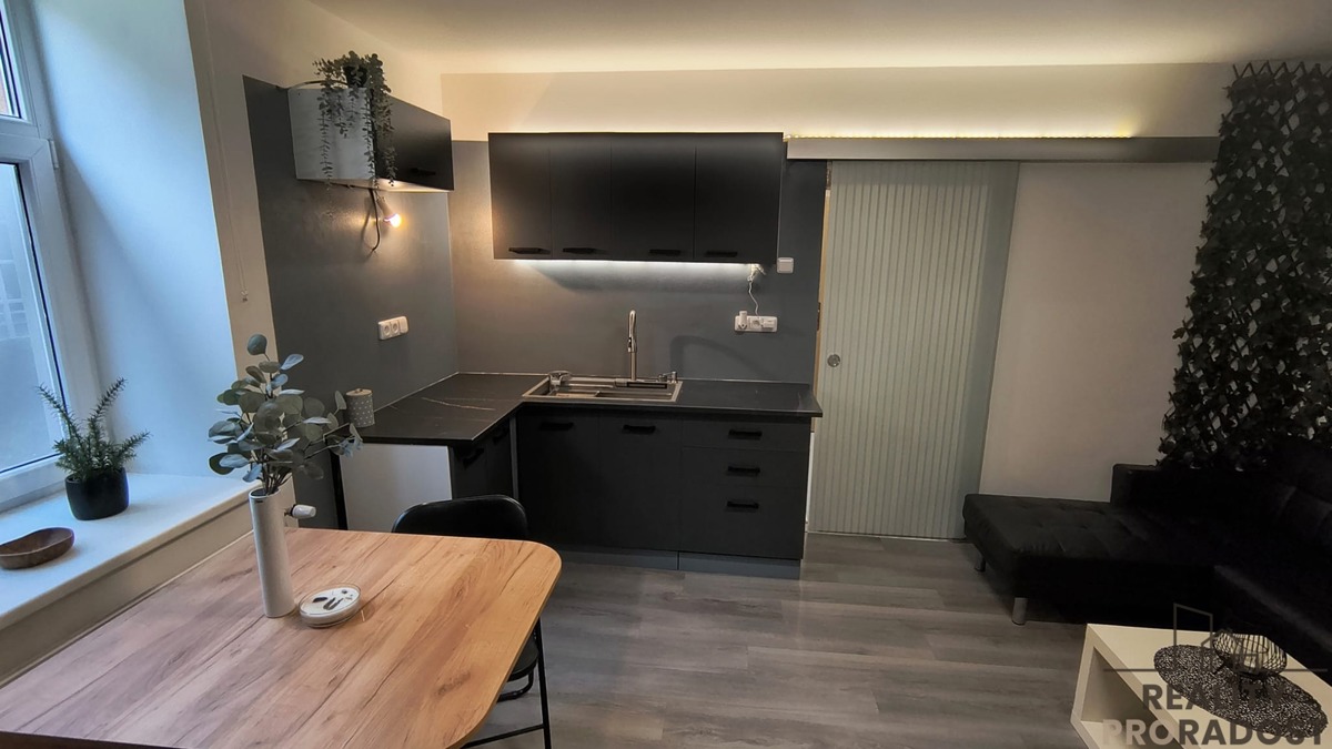 Фото 4 - Продаж квартири · 3+kk · 63 m²