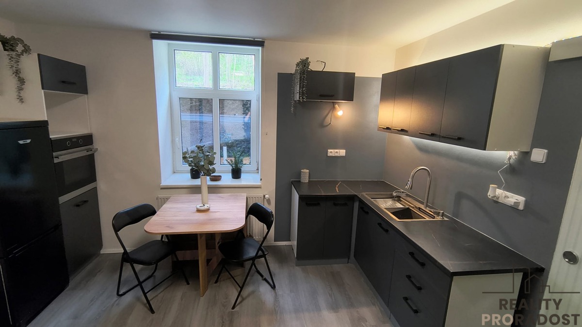 Фото 1 - Продаж квартири · 3+kk · 63 m²