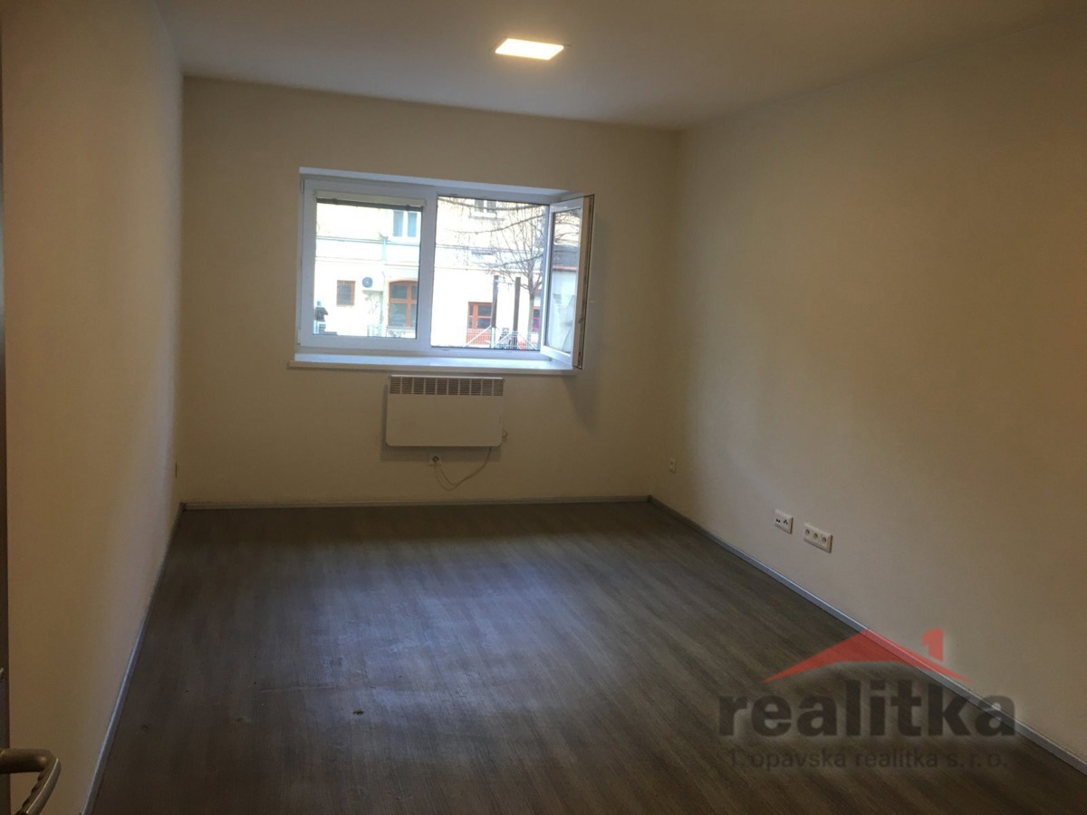 Fotografie 1 - Pronájem bytu · 1+kk · 27 m²