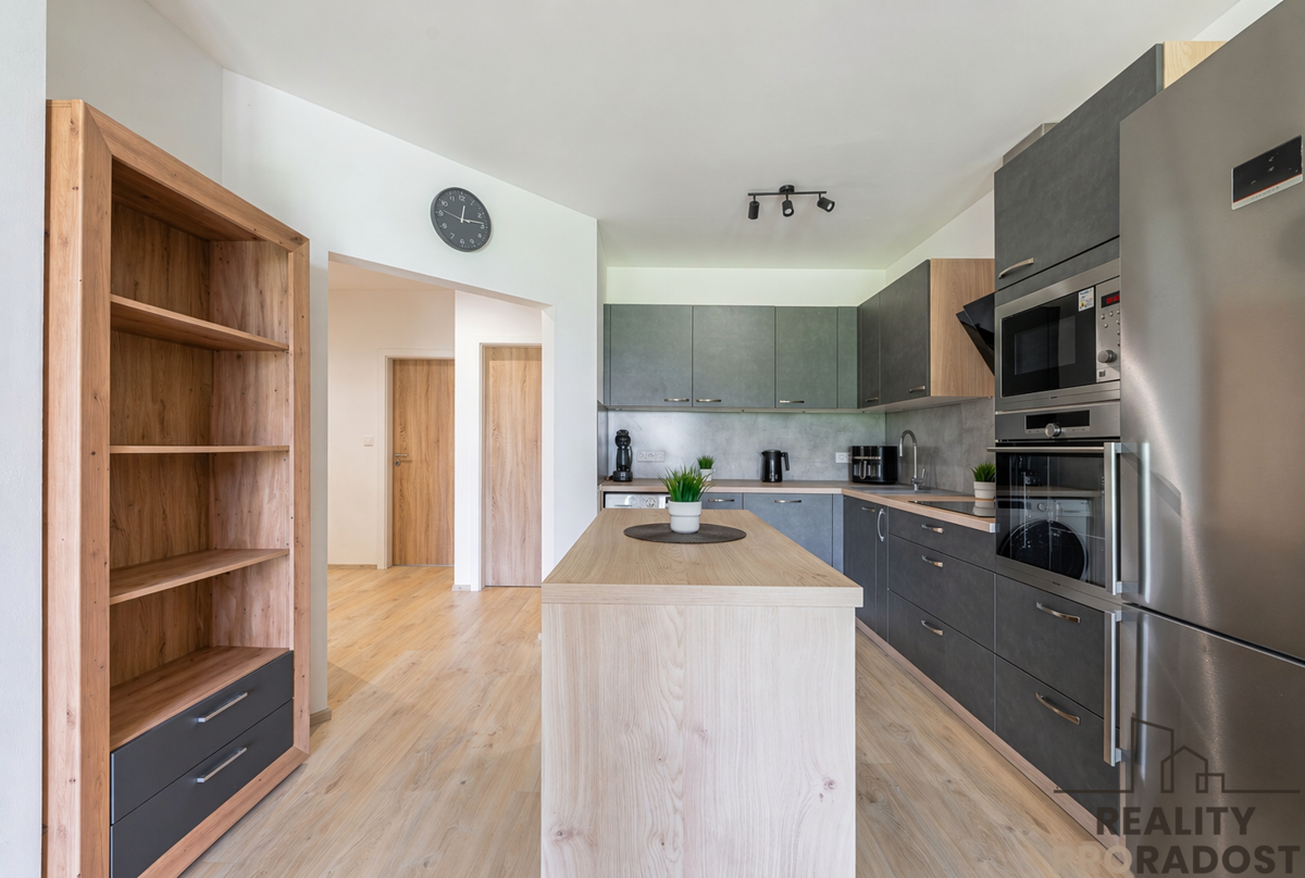 Фото 1 - Продажа квартиры · 4+kk · 80 m²