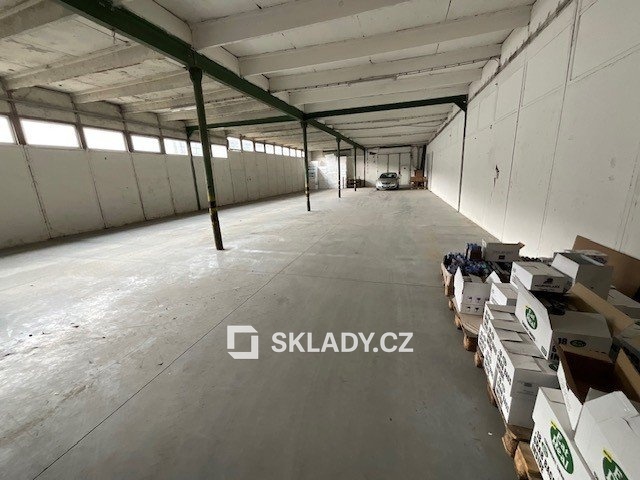 Photo 1 - Commercial property for rent · Warehouse · 360 m²