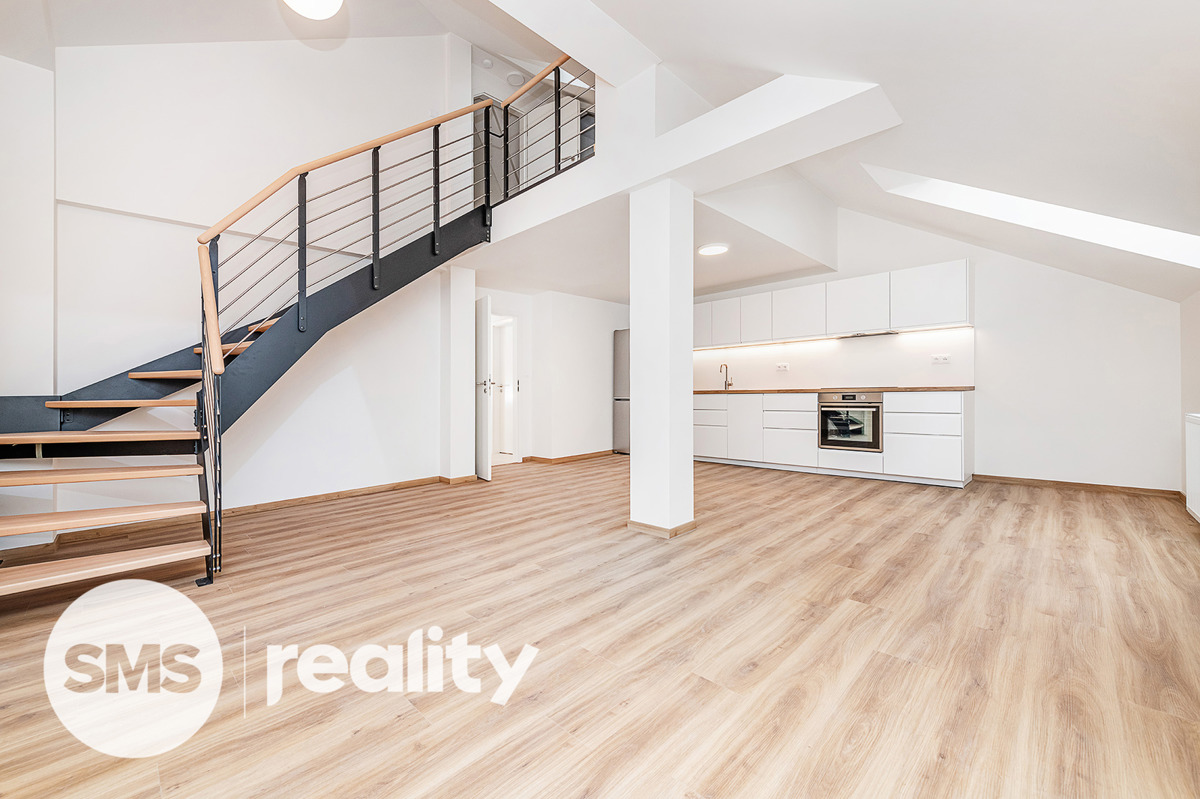 Photo 1 - Apartment for rent · 3+kk · 88 m²