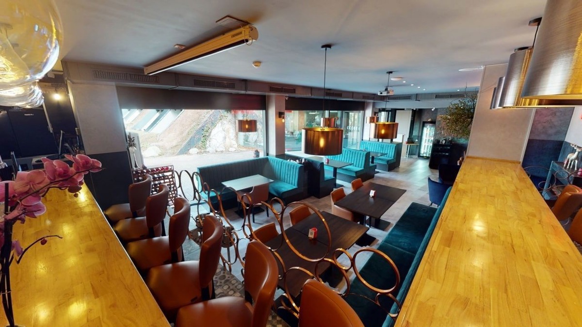 Fotografie 3 - Prodej komerční nemovitosti · Restaurace · 142 m²