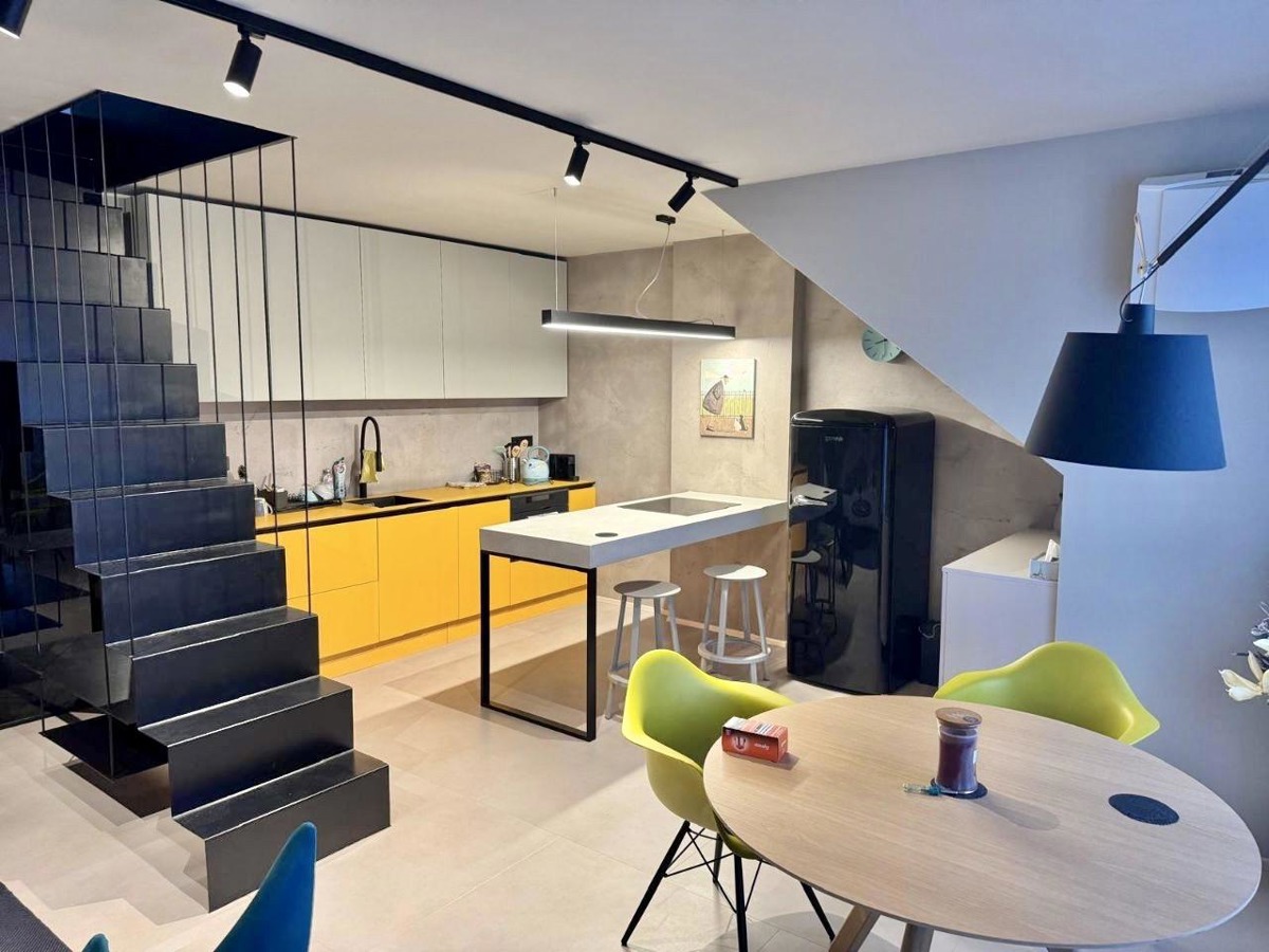Fotografie 1 - Pronájem bytu · 2+kk · 62 m²