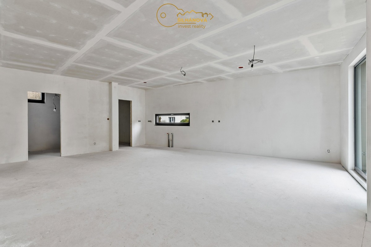 Фото 4 - Продаж будинку · 186 m² · 4 кімнати