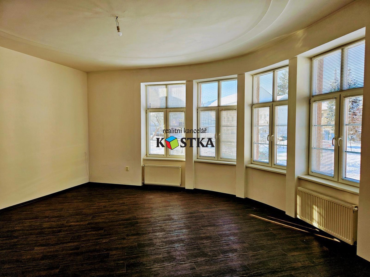 Фото 3 - Продажа дома · 655 m²