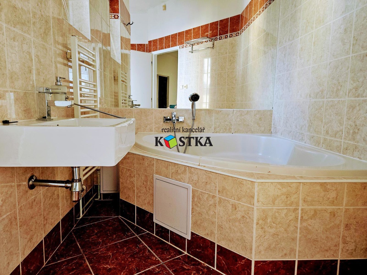 Фото 4 - Продажа дома · 655 m²