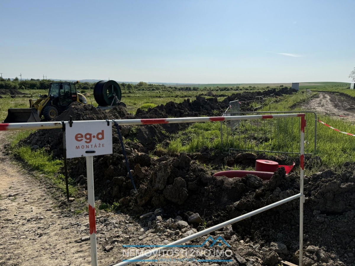 Photo 2 - Land for sale · Housings · 1 132 m²