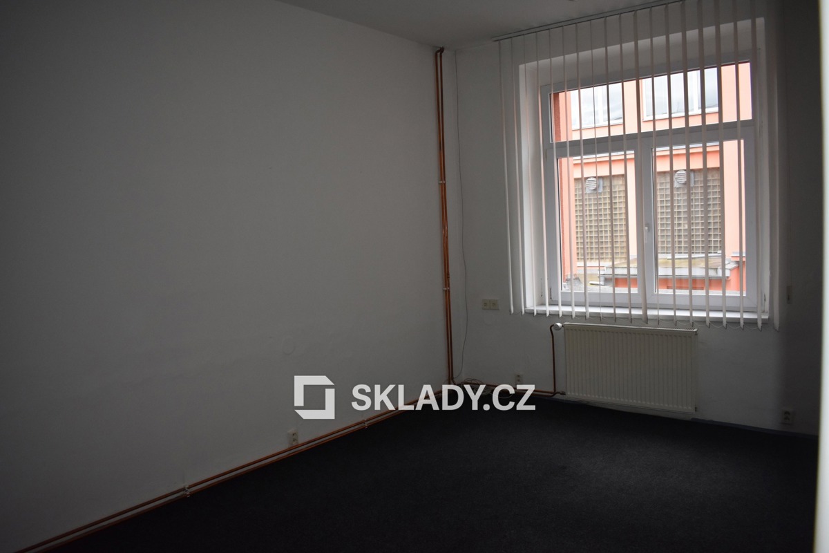 Photo 3 - Commercial property for rent · Office · 18 m²