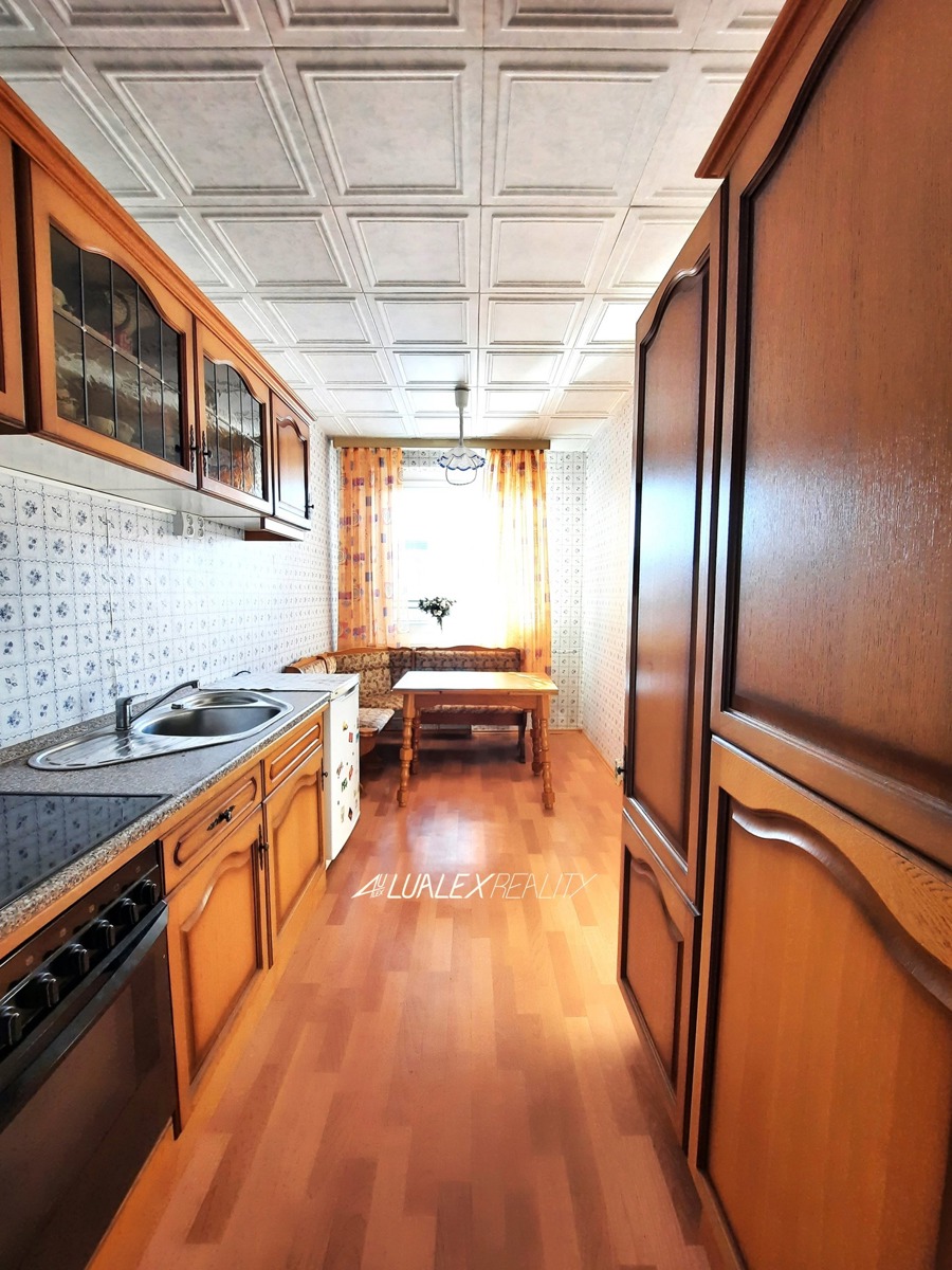Фото 2 - Продаж квартири · 4+1 · 77 m²