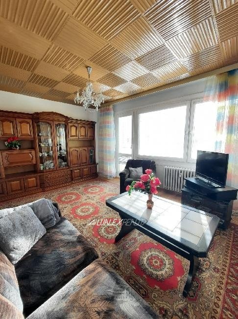 Фото 3 - Продаж квартири · 4+1 · 77 m²
