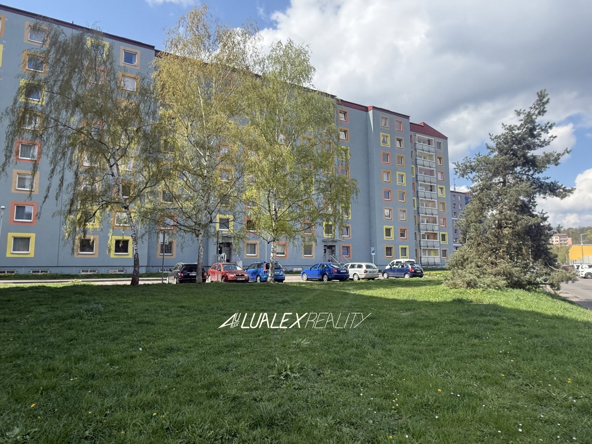 Фото 1 - Продаж квартири · 4+1 · 77 m²