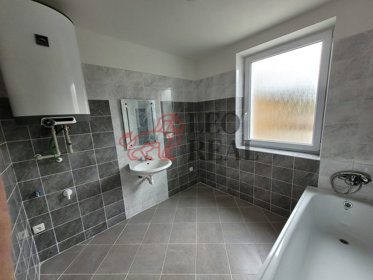 Photo 2 - Apartment for rent · 2+kk · 62 m²