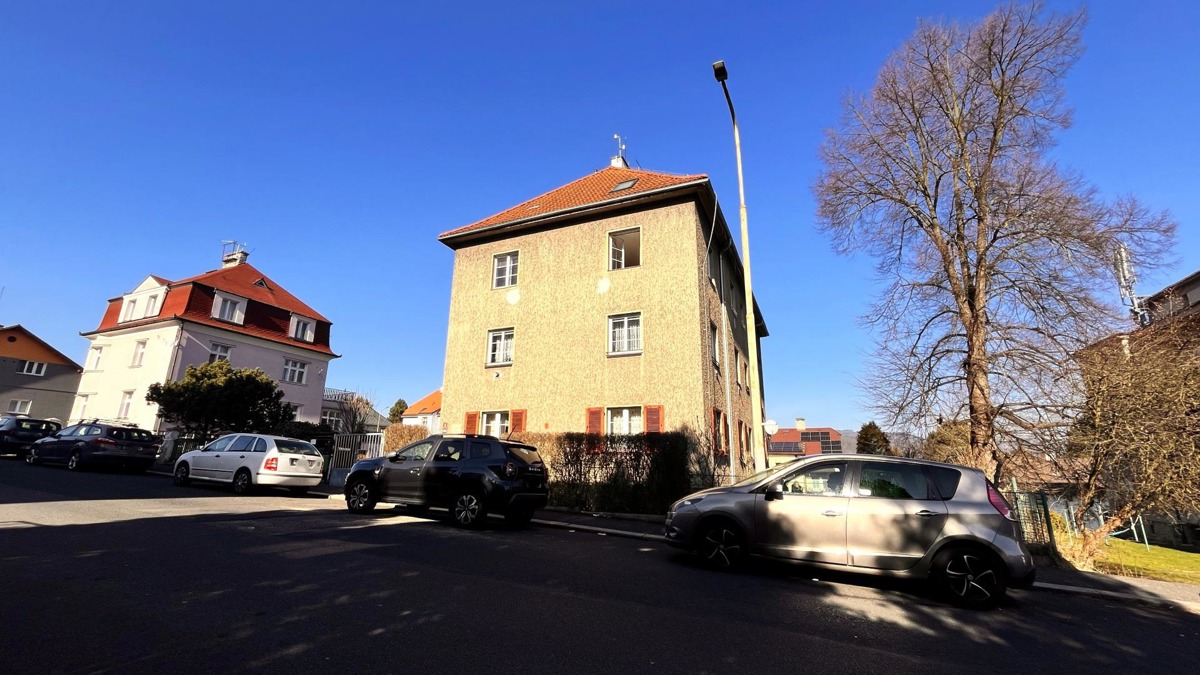 Фото 2 - Продаж квартири · 2+kk