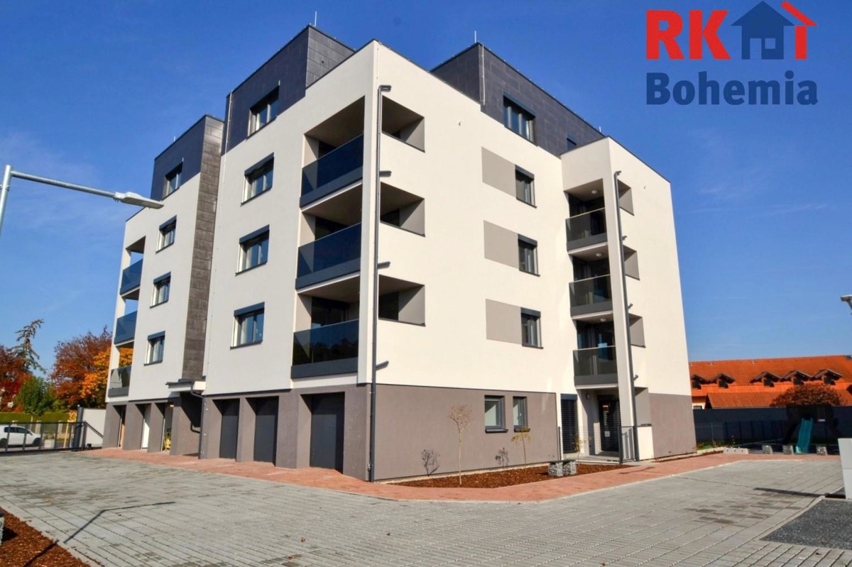 Photo 2 - Apartment for rent · 1+kk · 35 m²