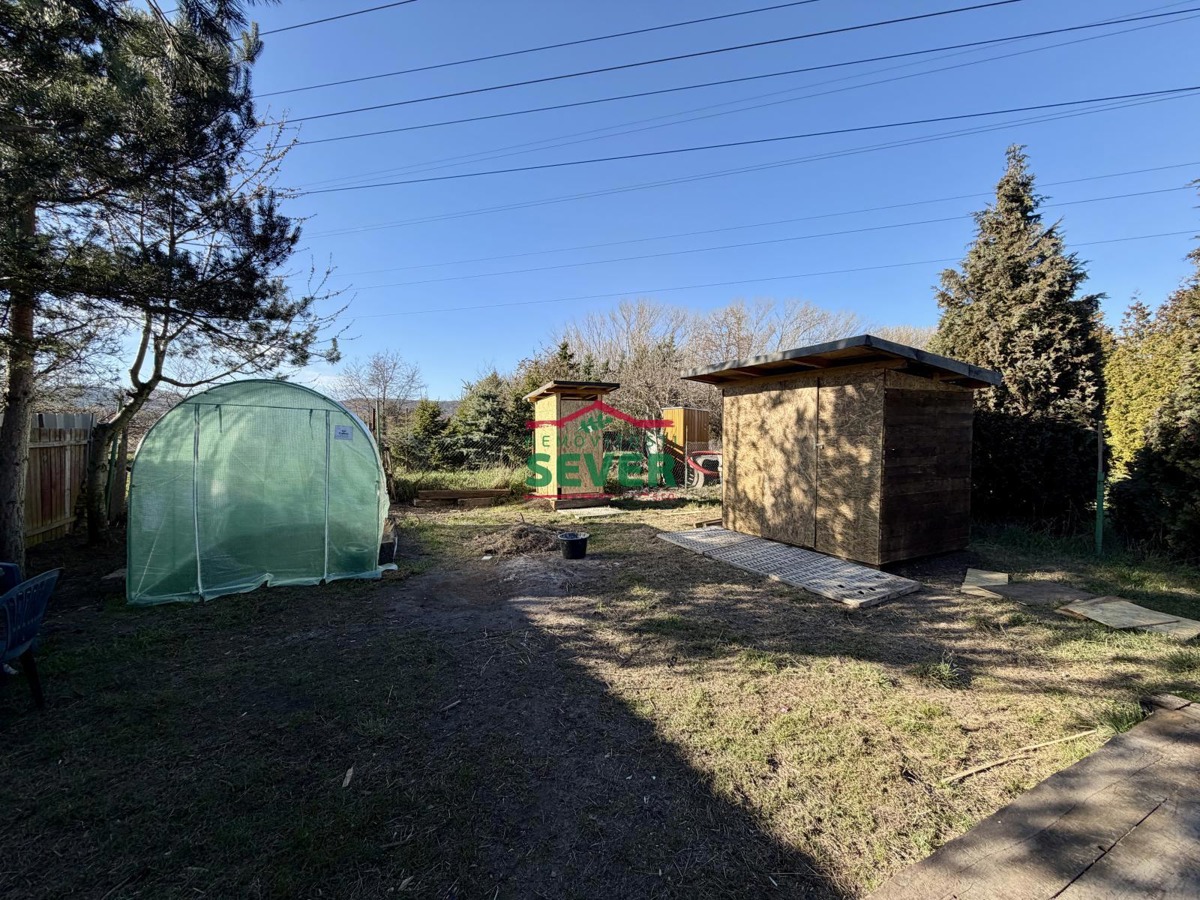 Photo 4 - Land for sale · Garden · 676 m²