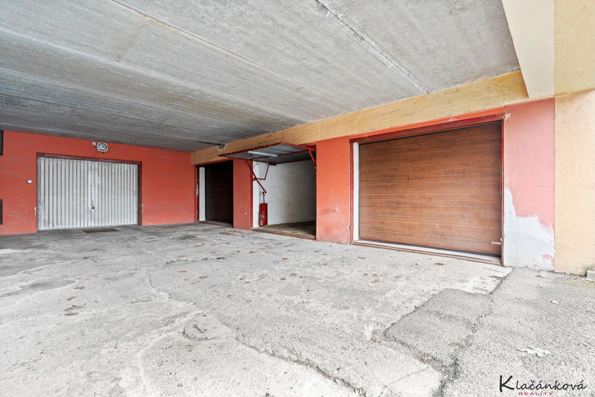 Photo 1 - Garage for sale · 12 m²