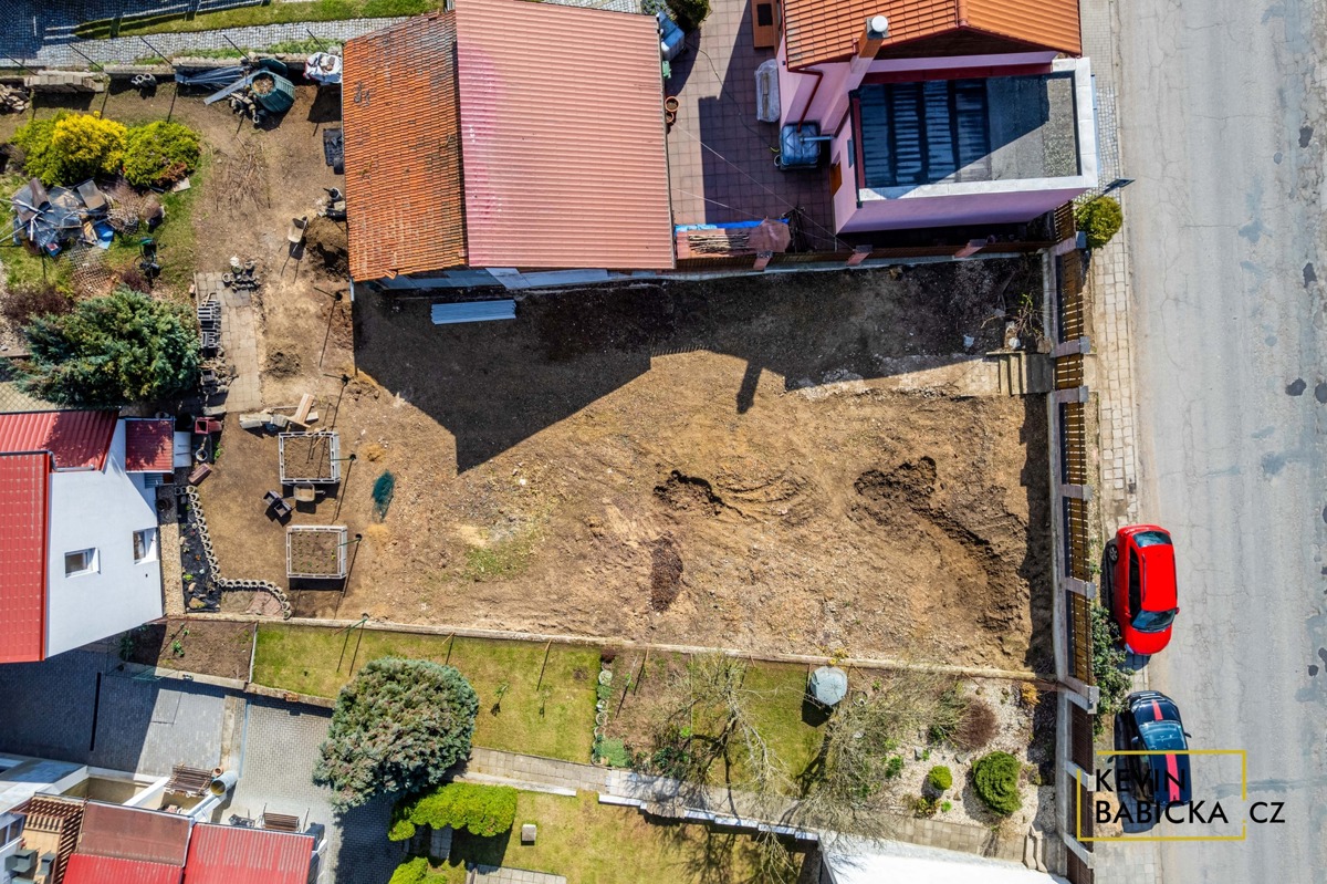 Фото 3 - Продаж ділянки · Під забудову · 320 m²