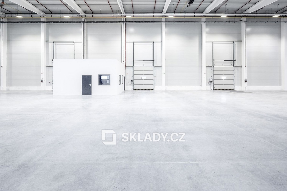 Фото 4 - Оренда комерційної нерухомості · 2 599 m²