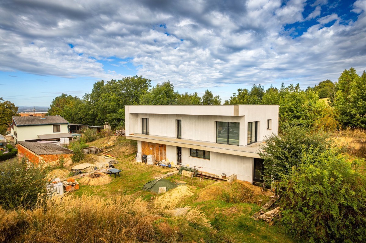 Fotografie 3 - Prodej domu · Rodinný · 322 m² · 4 pokoje