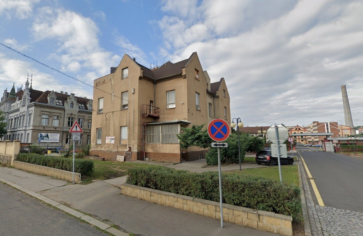 Fotografie 3 - Prodej komerční nemovitosti · Kancelář · 1 000 m²