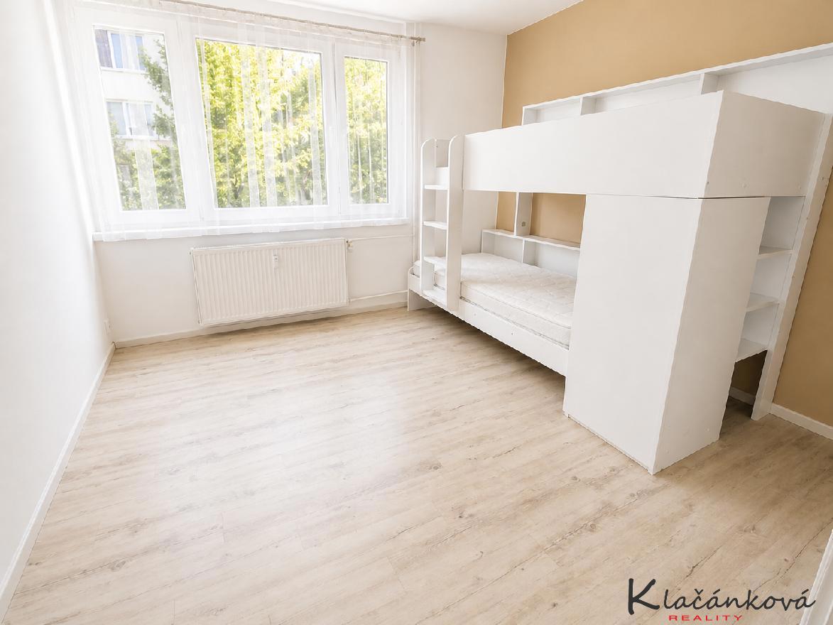 Фото 3 - Продаж квартири · 3+kk · 65 m²