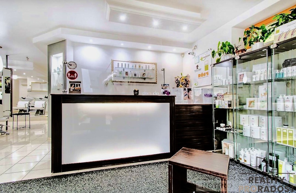 Photo 1 - Commercial property for sale · Beauty salon · 107 m²