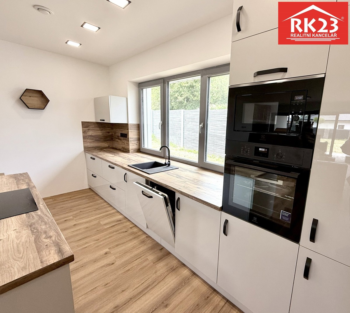 Фото 4 - Продаж будинку · Сімейний будинок · 150 m² · 3 кімнати