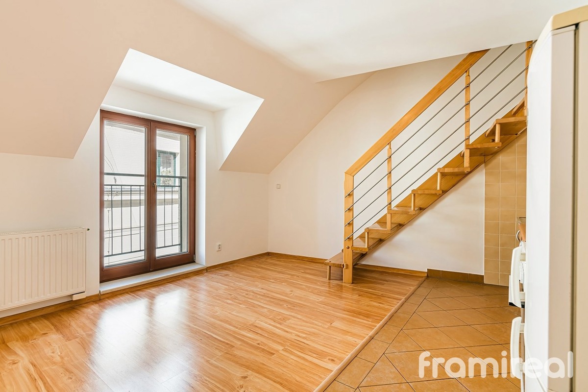 Фото 3 - Аренда квартиры · 4+kk · 68 m²