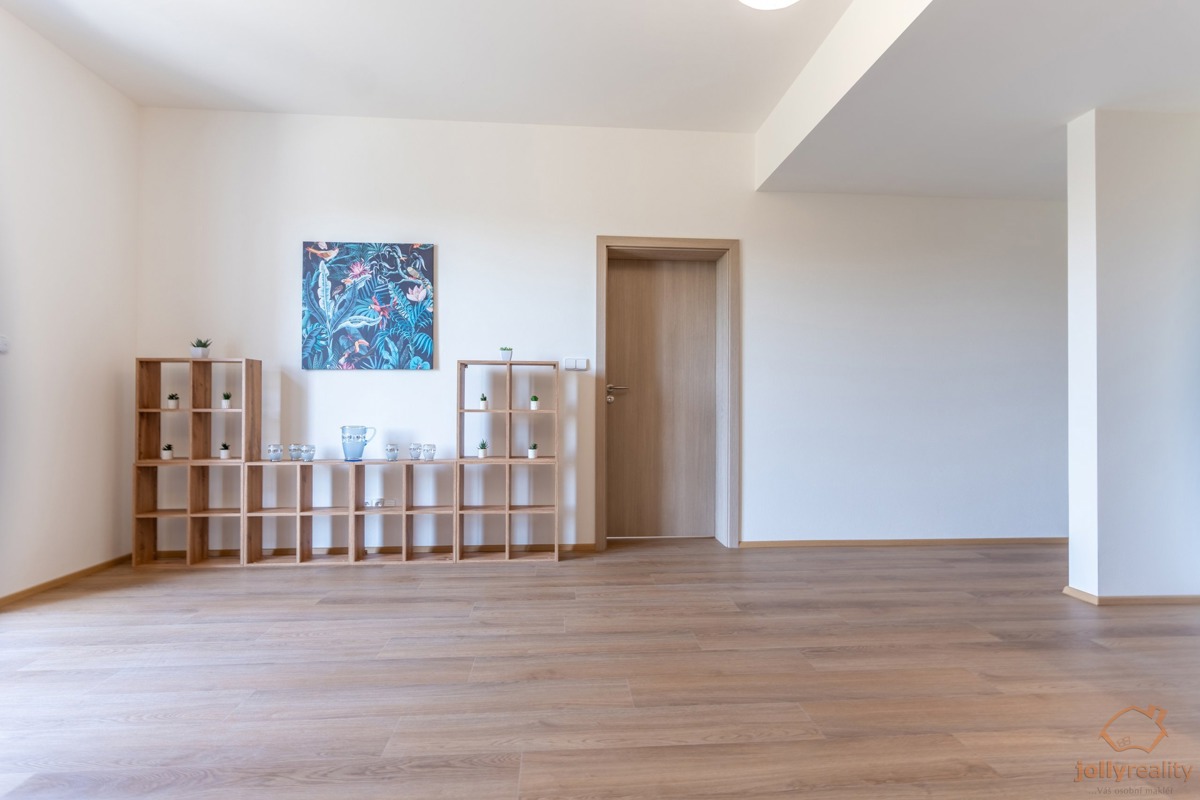Фото 4 - Продаж квартири · 3+kk · 86 m²