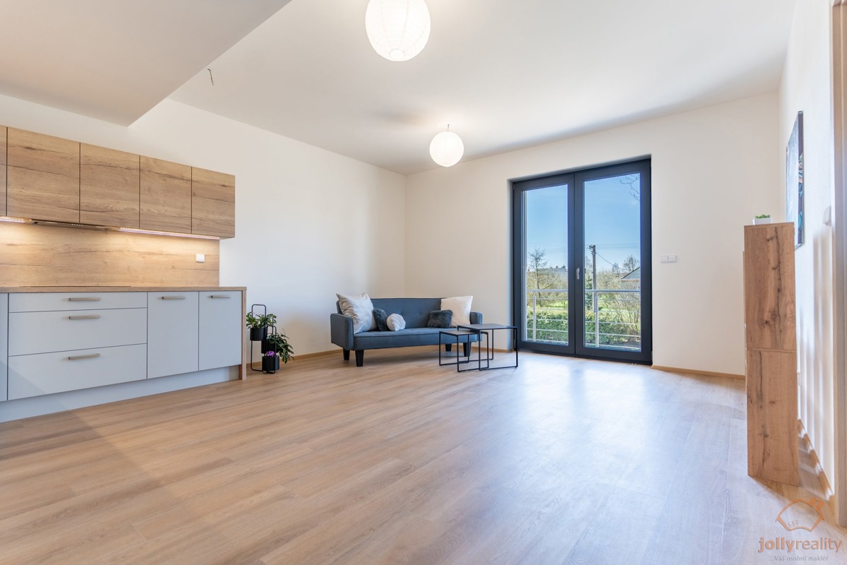 Фото 3 - Продаж квартири · 3+kk · 86 m²