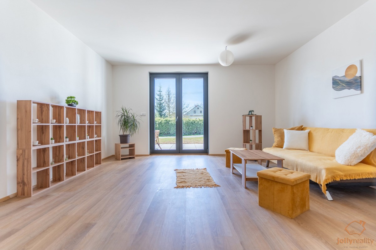 Фото 3 - Продаж квартири · 2+kk · 64 m²
