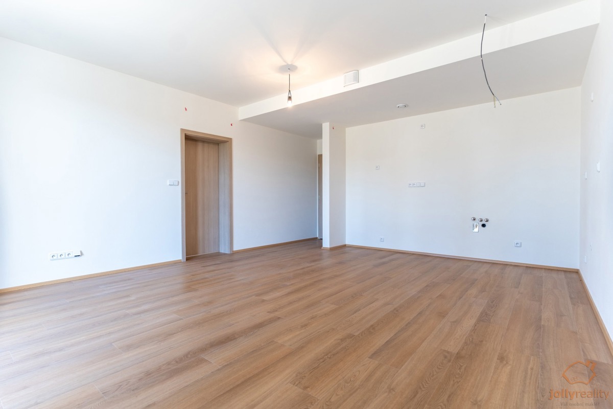 Фото 1 - Продаж квартири · 3+kk · 87 m²