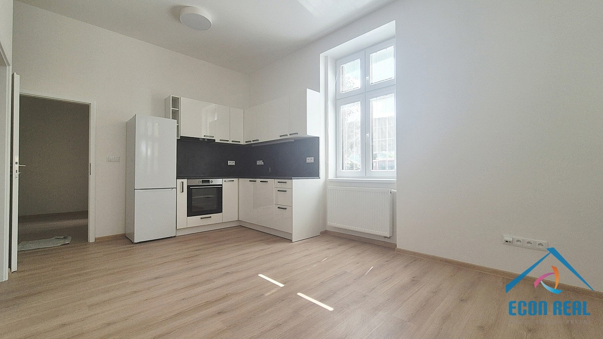 Photo 1 - Apartment for rent · 2+kk · 42 m²