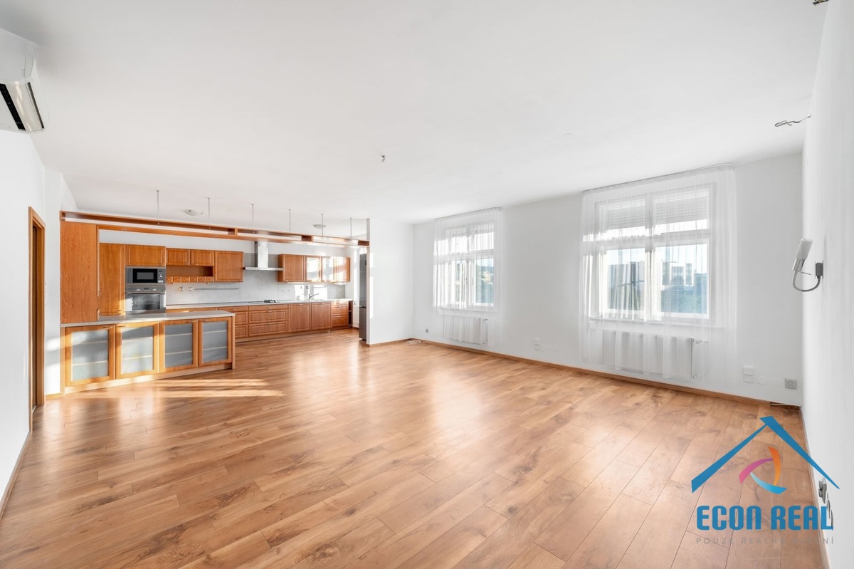 Photo 1 - Apartment for rent · 4+kk · 128 m²