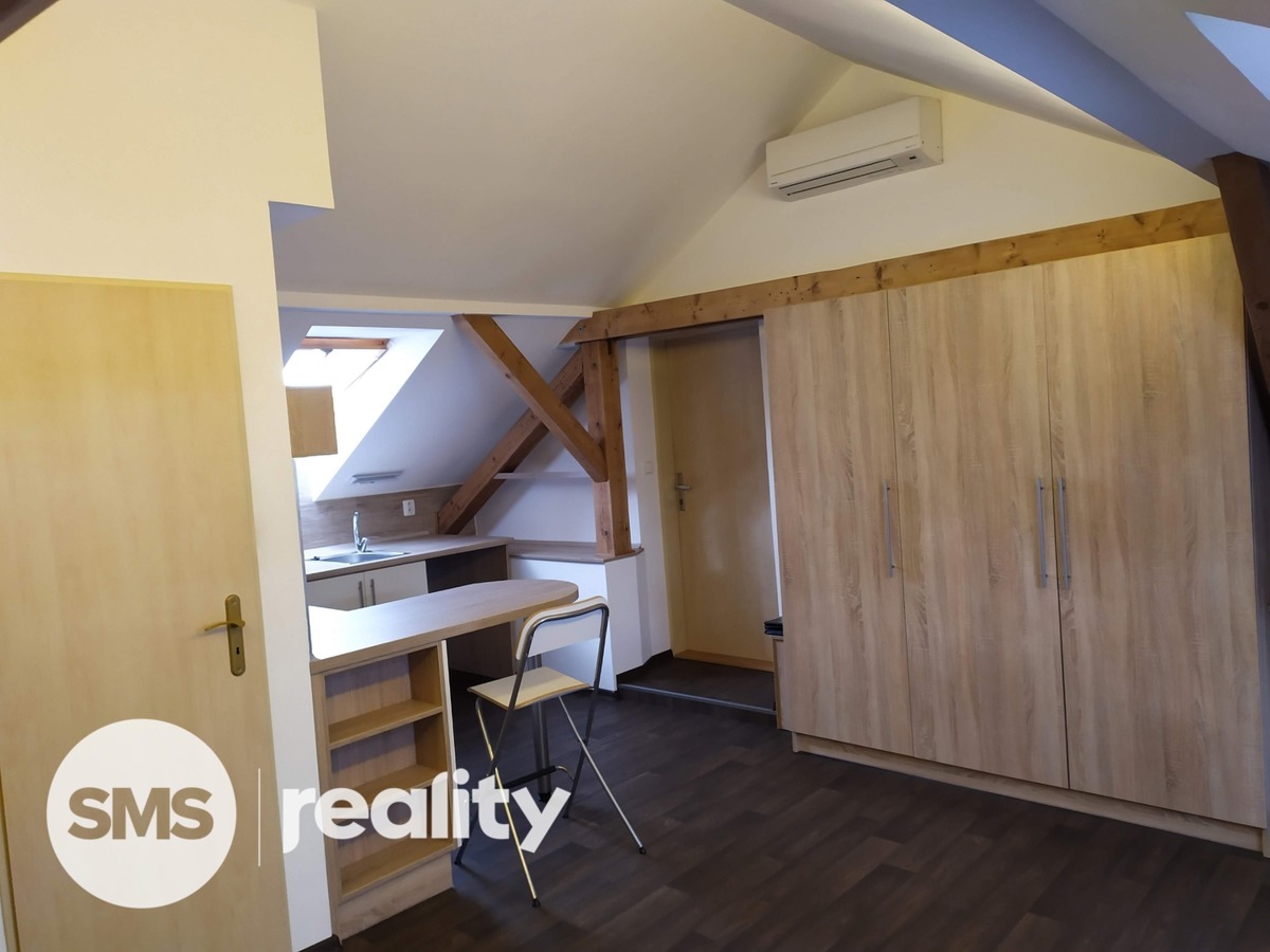 Photo 4 - Apartment for rent · 1+kk · 36 m²