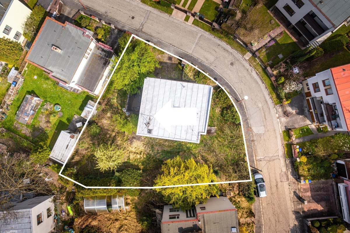 Фото 3 - Продаж будинку · Сімейний будинок · 200 m² · 5 кімнат