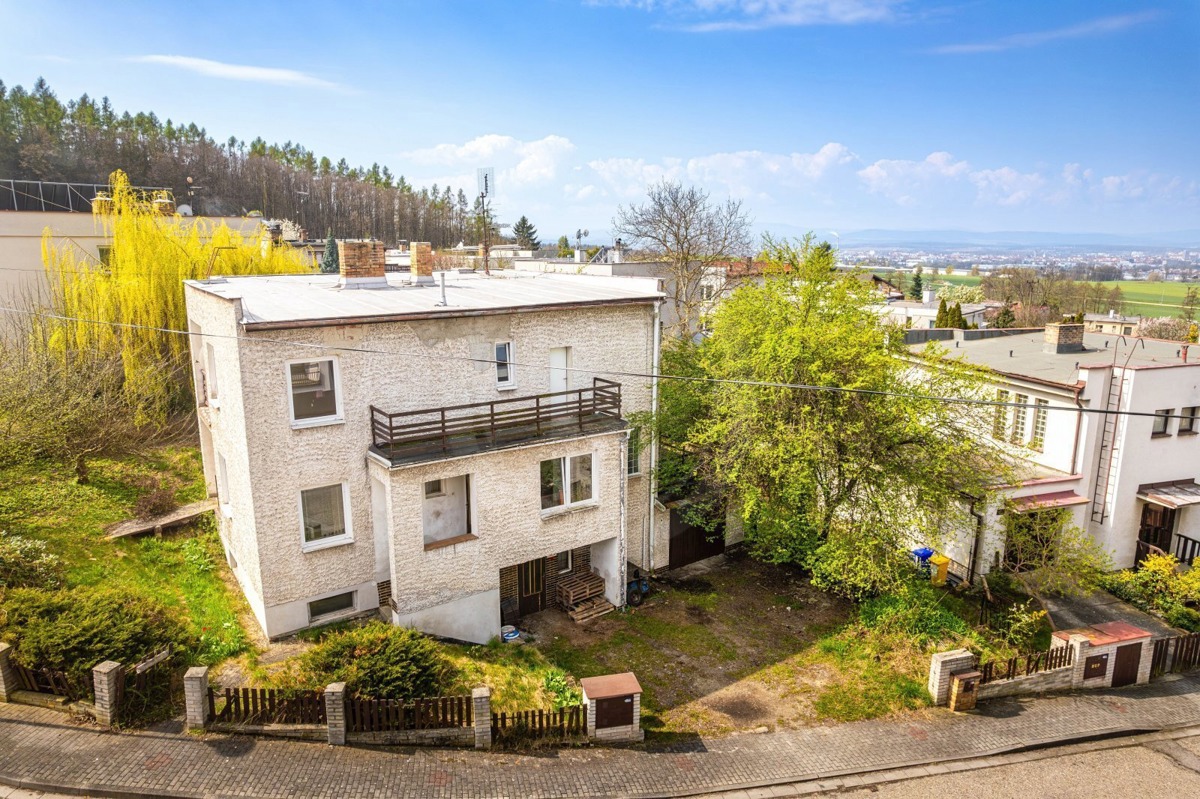 Фото 2 - Продаж будинку · Сімейний будинок · 200 m² · 5 кімнат