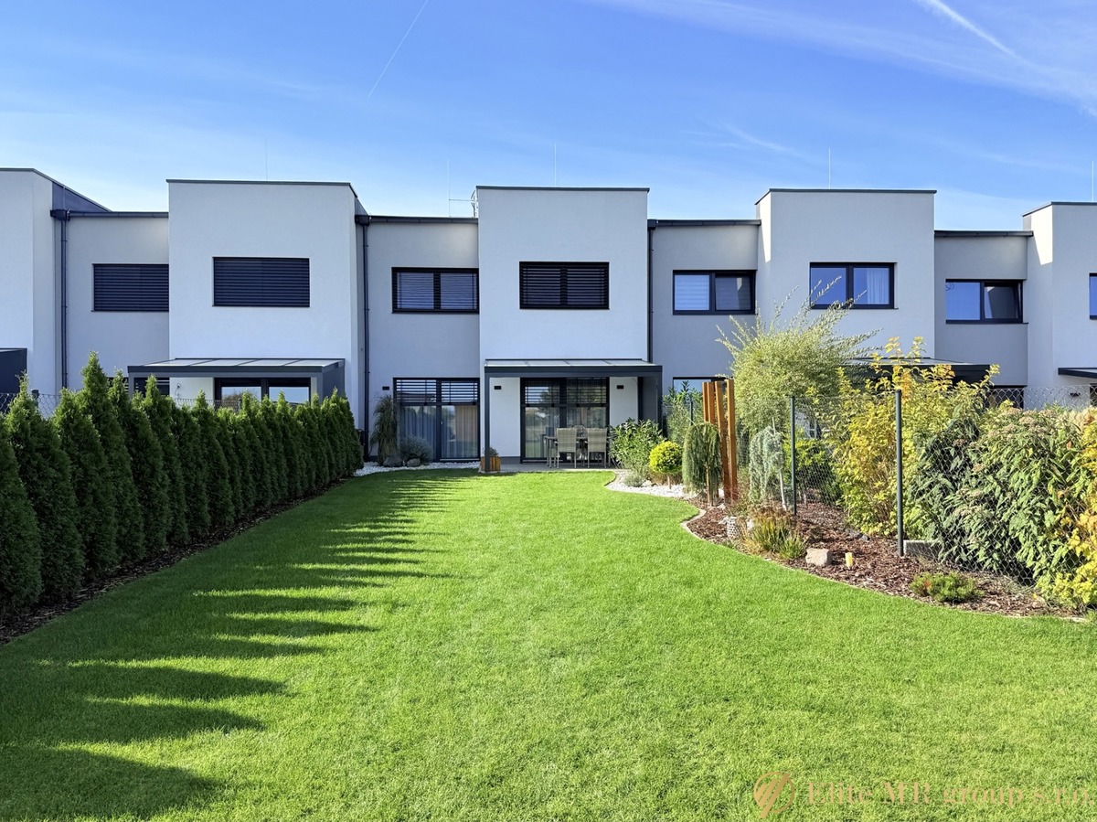 Photo 1 - House for sale · Family house · 140 m² · 5 rooms