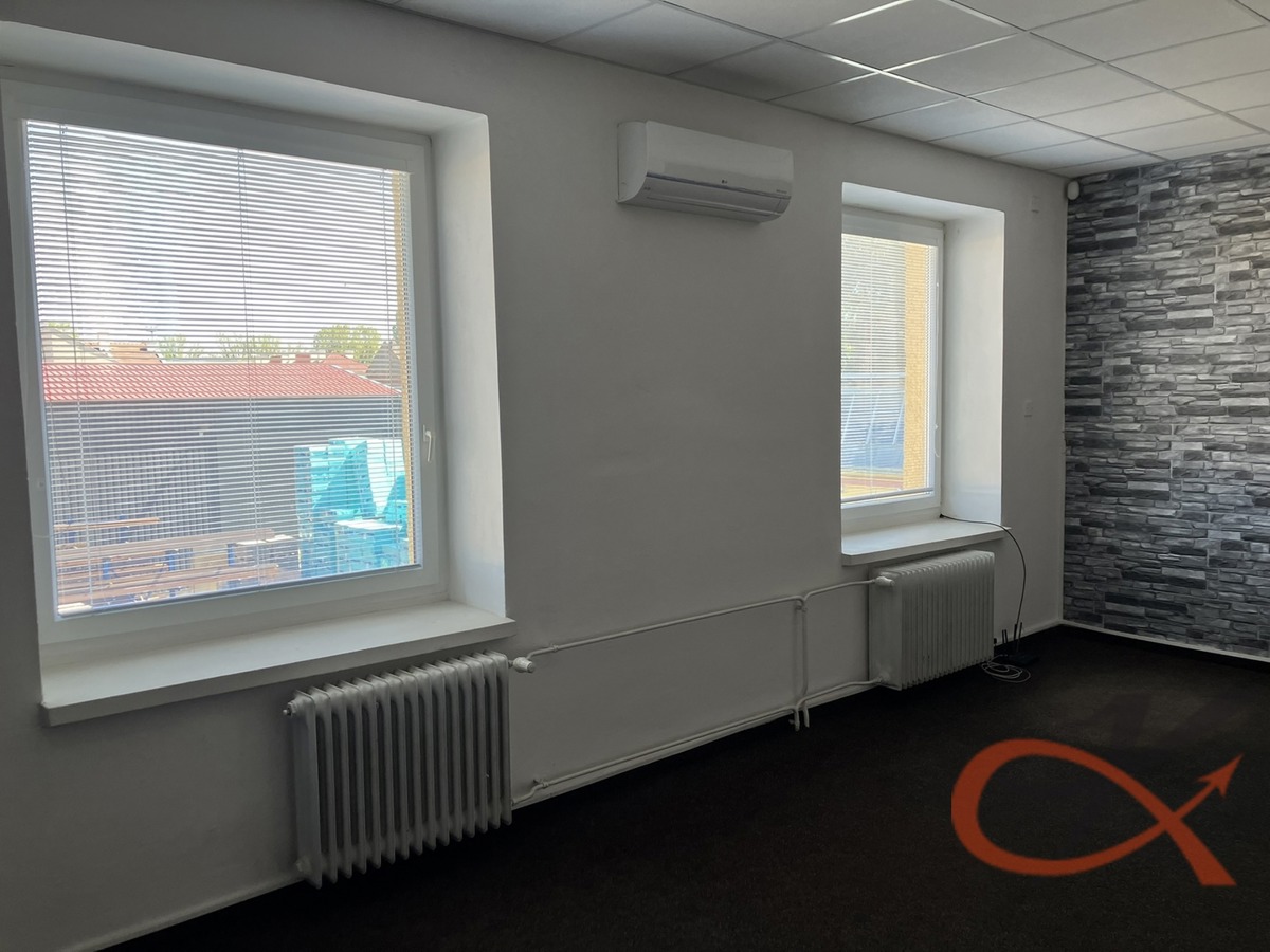 Photo 4 - Commercial property for rent · Office · 27 m²