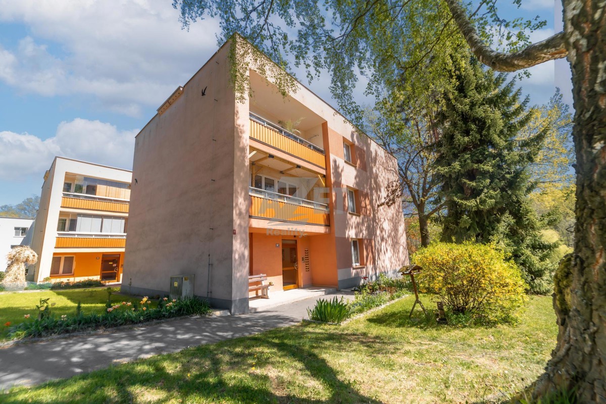 Фото 3 - Продаж квартири · 2+kk