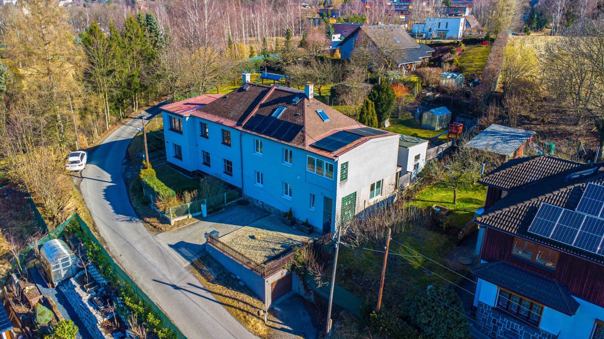 Фото 1 - Продаж будинку · Сімейний будинок · 154 m² · 5 кімнат